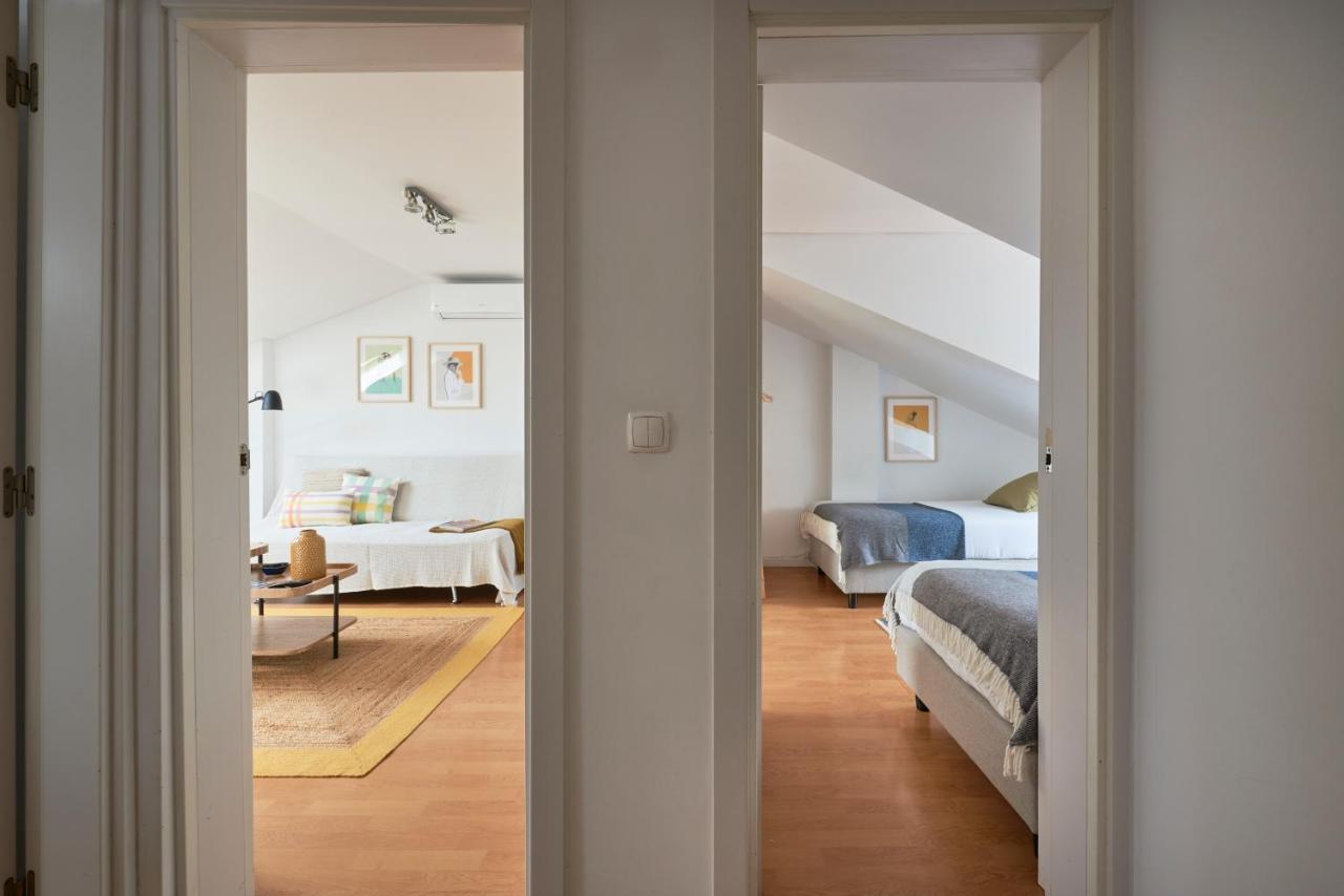 Bright Apt W Balcony, Ac, Parking, By Timecooler Lisboa Екстериор снимка