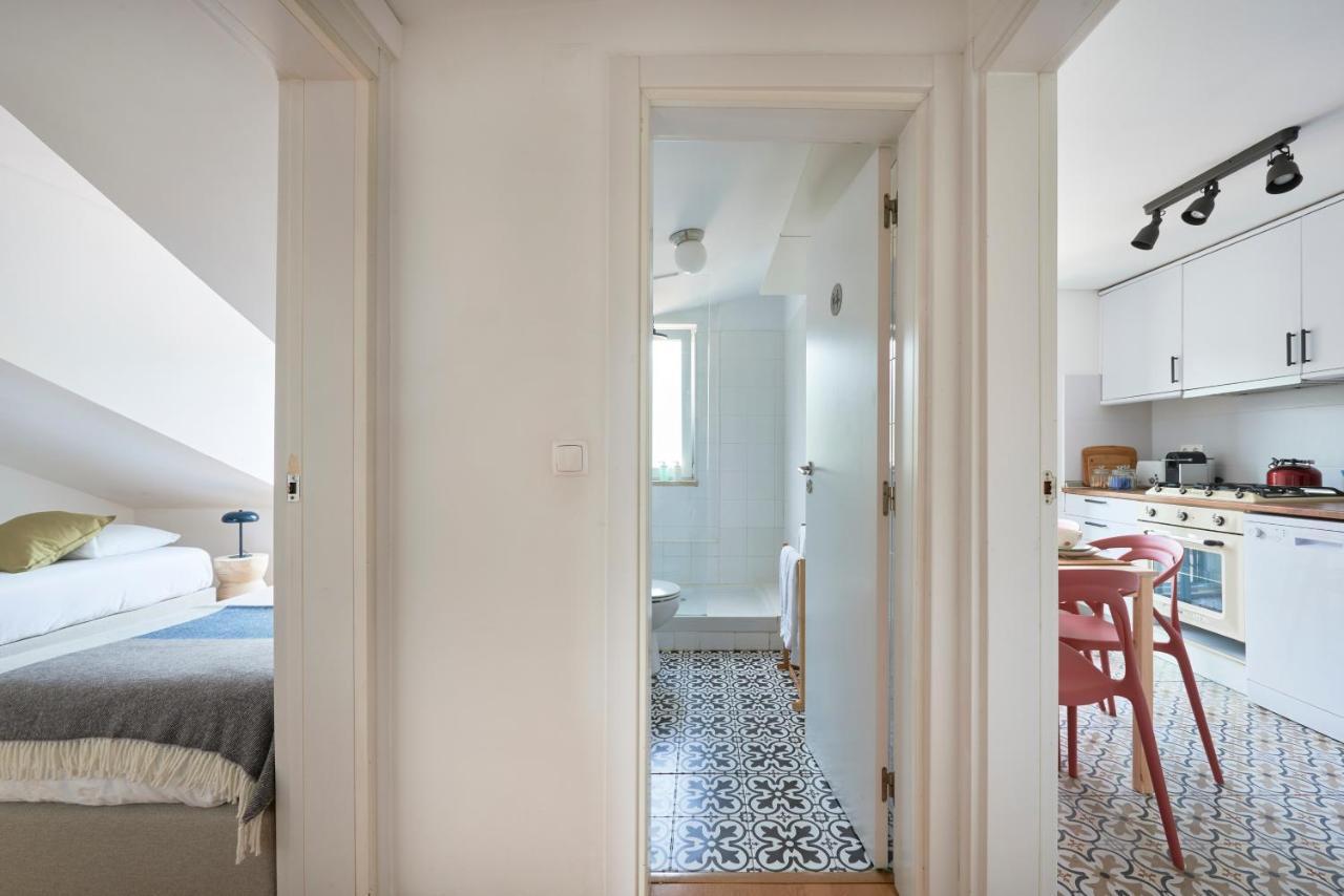 Bright Apt W Balcony, Ac, Parking, By Timecooler Lisboa Екстериор снимка