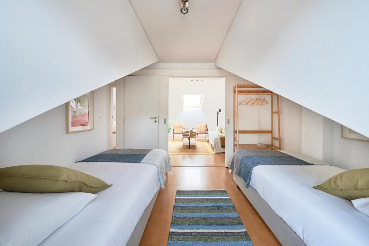 Bright Apt W Balcony, Ac, Parking, By Timecooler Lisboa Екстериор снимка